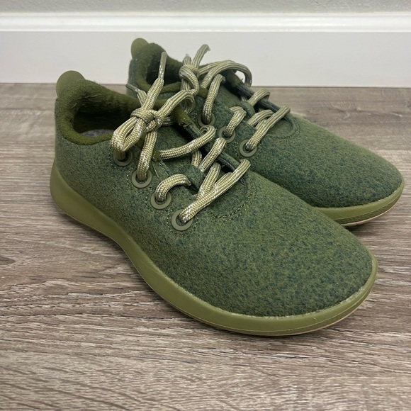 allbirds Shoes - Women's Wool Runner Mizzles Size 6
